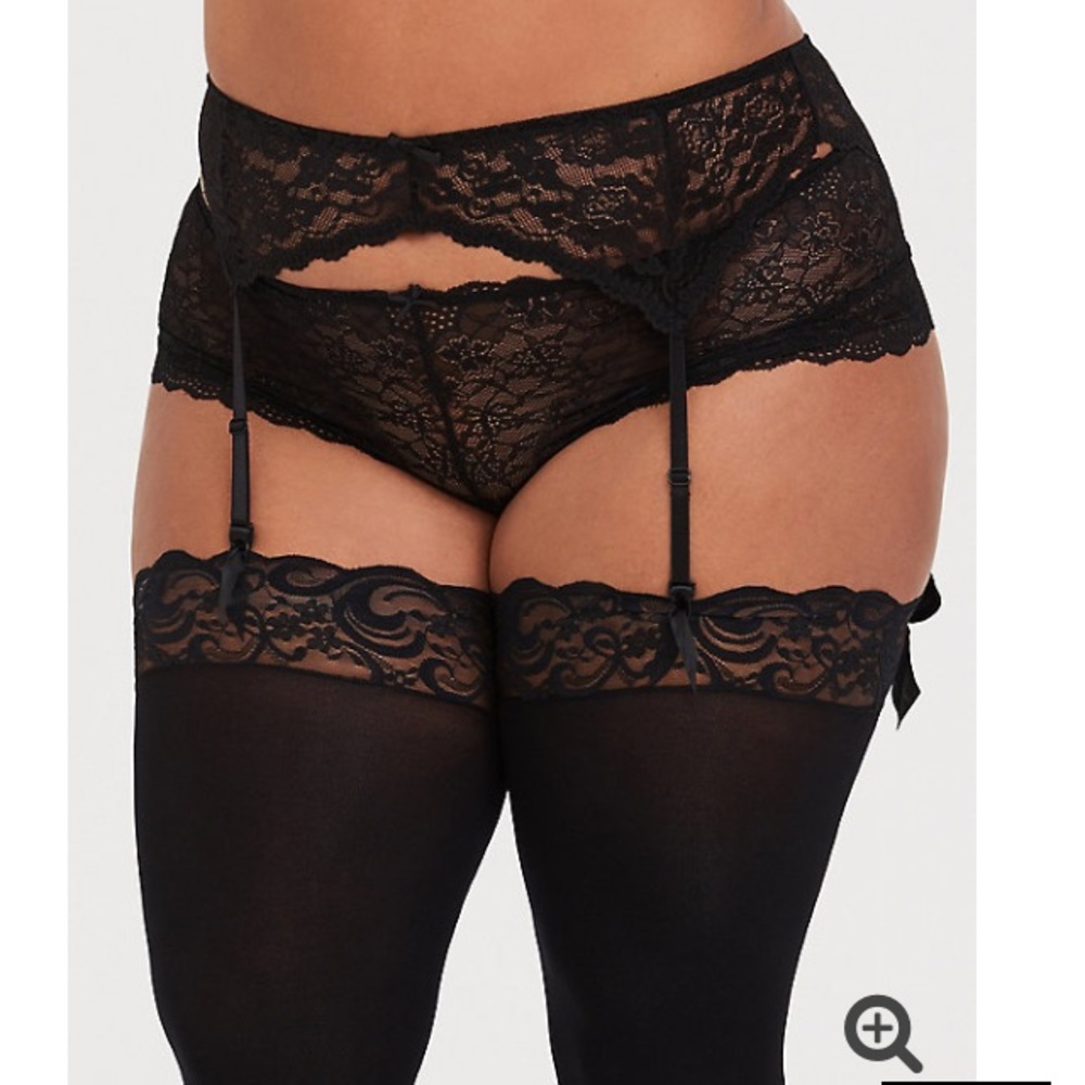 Black Lace Torrid garter belt